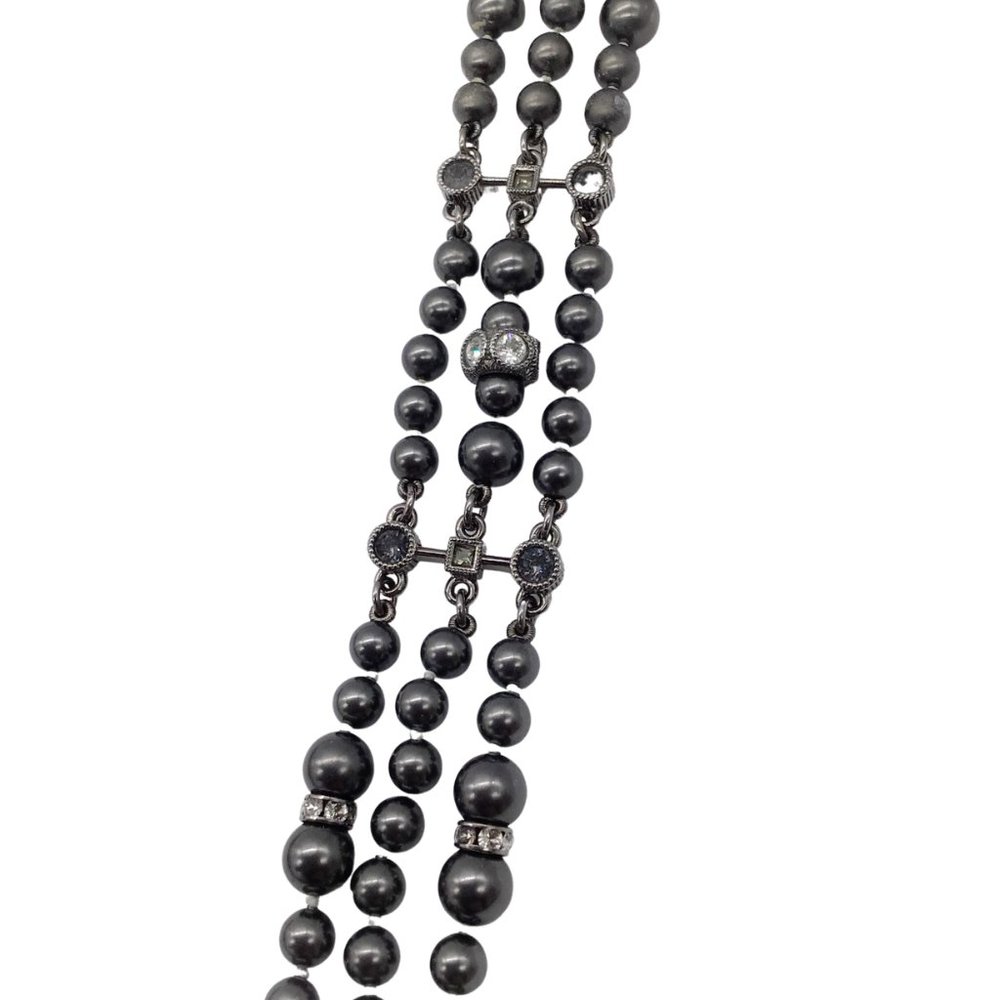 CHANEL GUNMETAL 2017 CRYSTAL EMBELLISHED CC LOGO TRIPLE STRAND PEARL NECKLACE - Picture 5 of 13